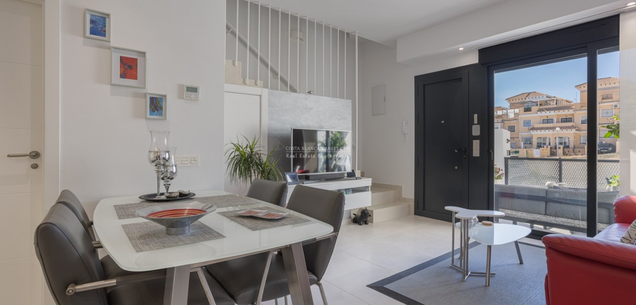 Sale - Town house -
Orihuela Costa - Villamartín