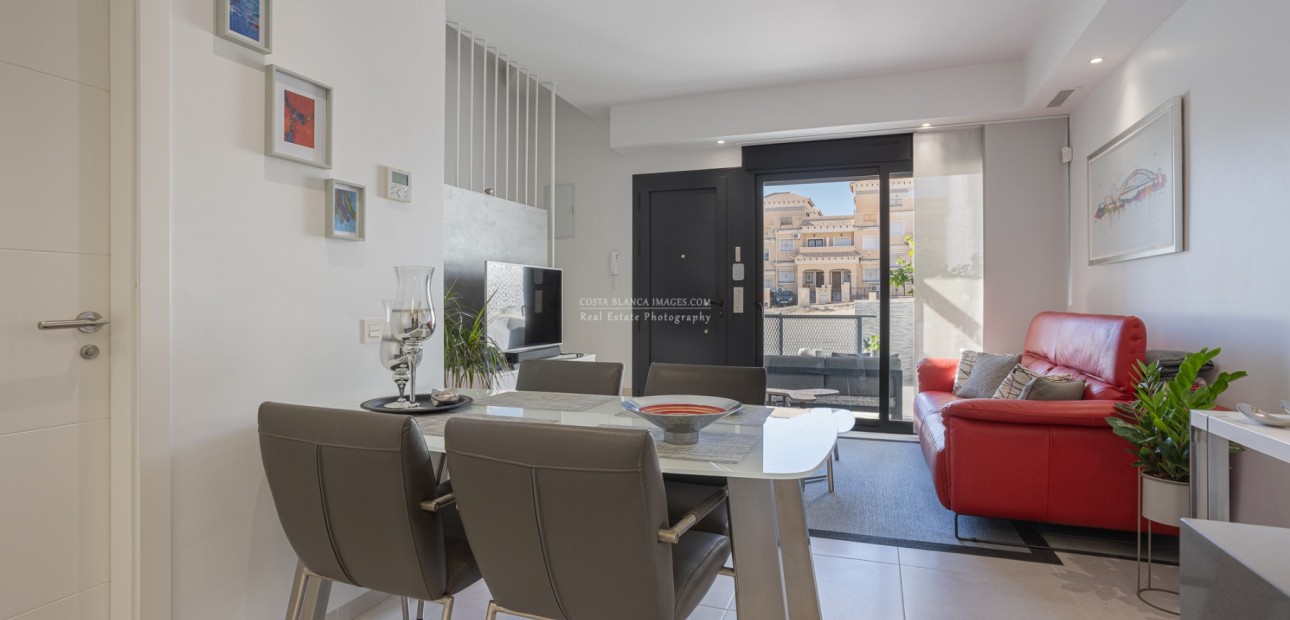 Sale - Town house -
Orihuela Costa - Villamartín