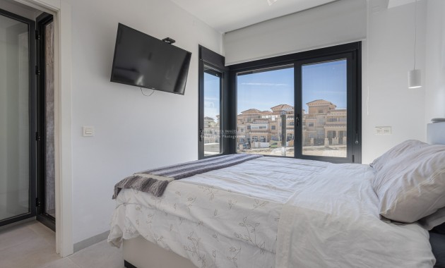 Sale - Town house -
Orihuela Costa - Villamartín