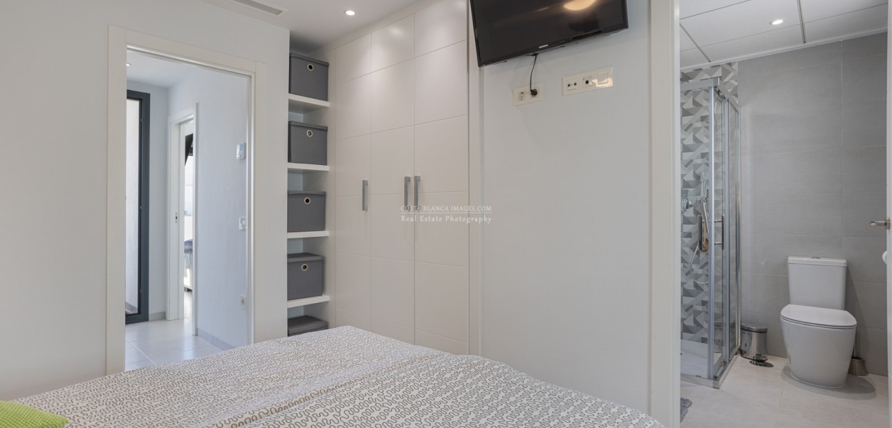 Sale - Town house -
Orihuela Costa - Villamartín