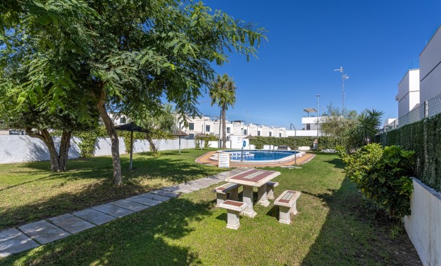 Herverkoop - Town house -
Orihuela Costa - Villamartín