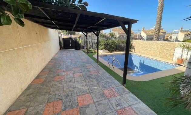 Venta - Villa -
Torrevieja - Los altos