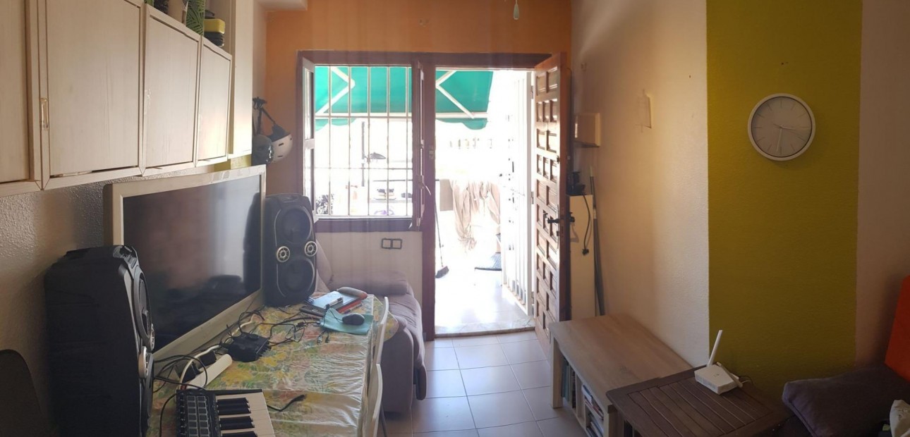 Venta - Bungalow -
Torrevieja - San luis