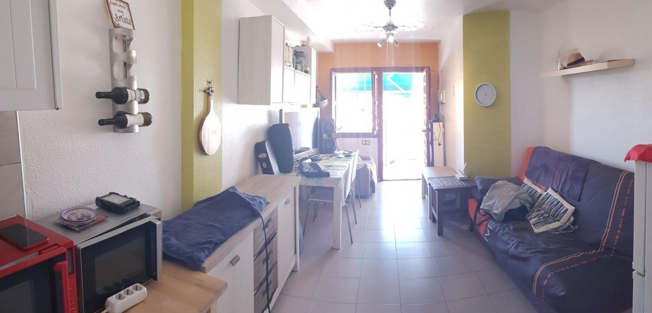 Sale - Bungalow -
Torrevieja - San luis