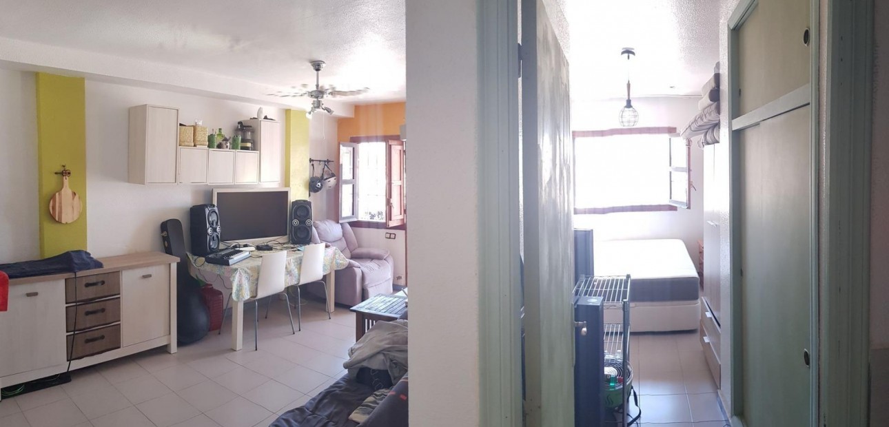 Sale - Bungalow -
Torrevieja - San luis