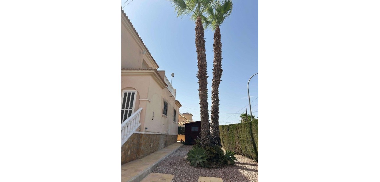 Venta - Villa -
Torrevieja - La siesta