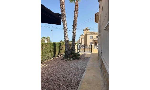 Herverkoop - Villa -
Torrevieja - La siesta