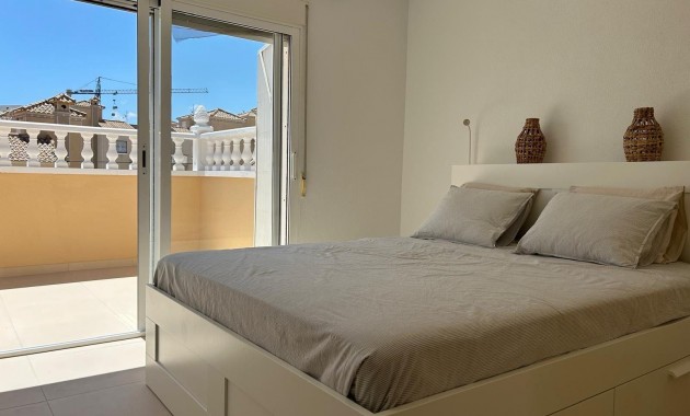 Herverkoop - Villa -
Torrevieja - La siesta