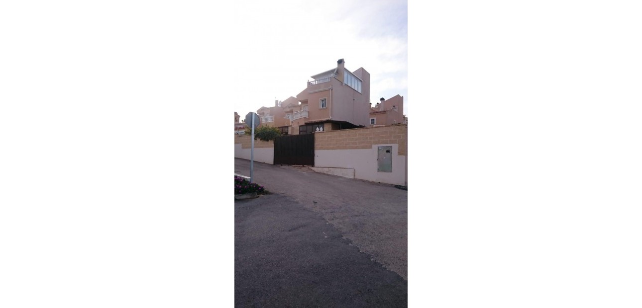 Venta - Villa -
Orihuela Costa - Las Filipinas