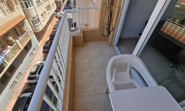 Sale - Apartment / flat -
Torrevieja - Estacion de autobuses