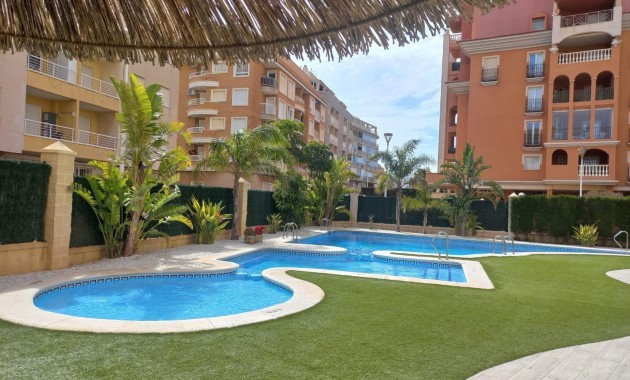 Herverkoop - Appartement / flat -
Torrevieja - Habaneras