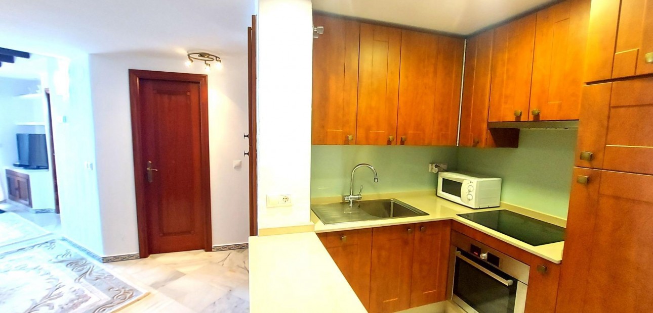 Sale - Apartment / flat -
Torrevieja - Habaneras