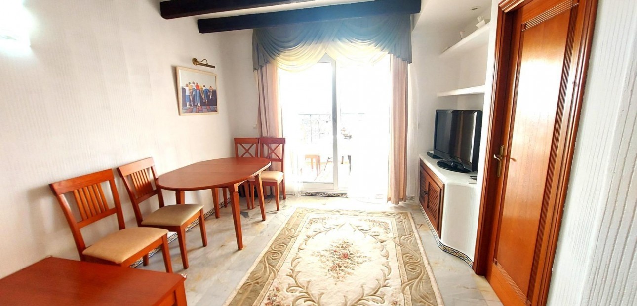 Herverkoop - Appartement / flat -
Torrevieja - Habaneras