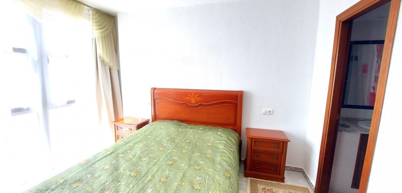 Venta - Apartamento / piso -
Torrevieja - Habaneras