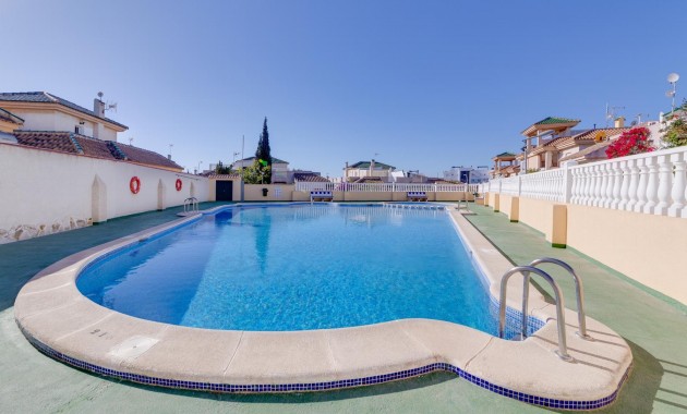 Herverkoop - Bungalow -
Orihuela Costa - Las Filipinas