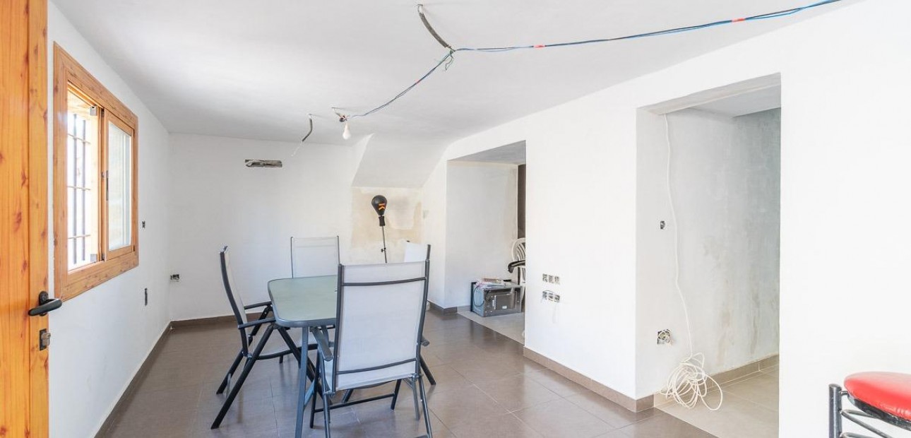 Sale - Villa -
Torrevieja - Los altos