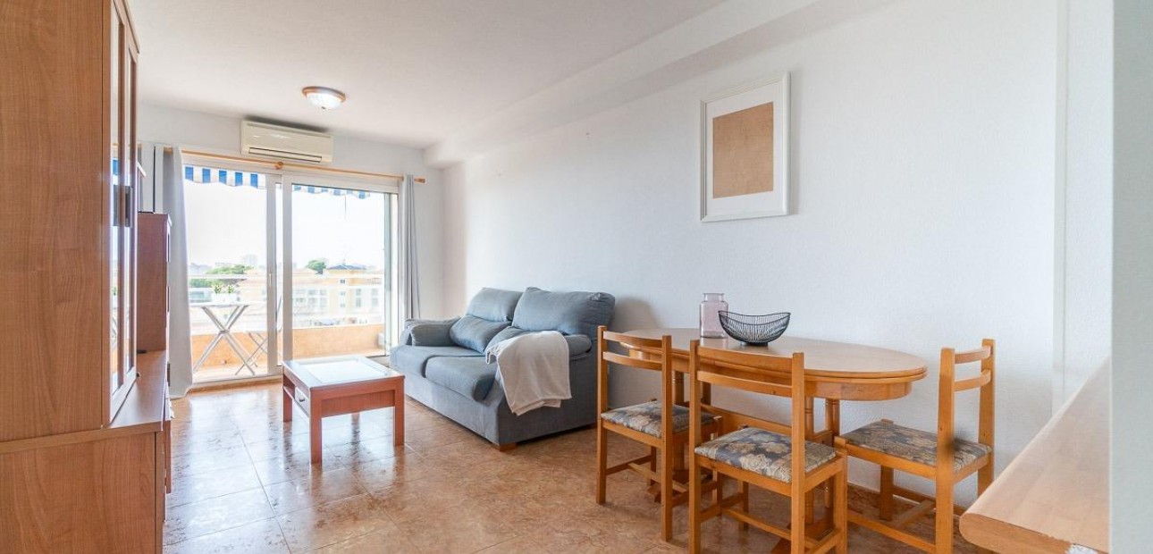 Herverkoop - Appartement / flat -
Orihuela Costa - Campoamor