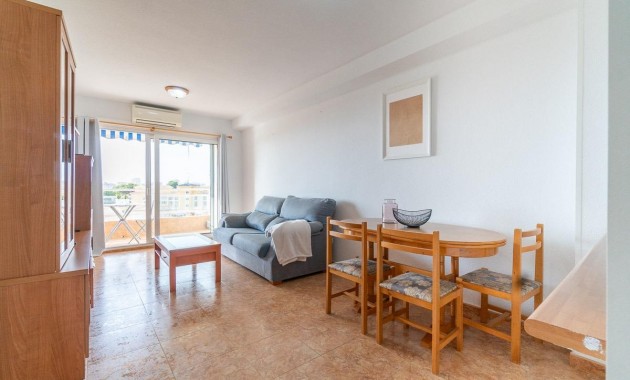 Sale - Apartment / flat -
Orihuela Costa - Campoamor