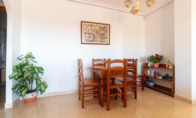 Herverkoop - Appartement / flat -
Pilar de la Horadada - Pueblo Latino