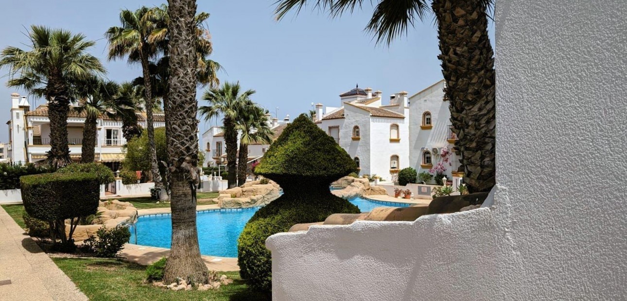 Venta - Villa -
Orihuela Costa - Los Dolses