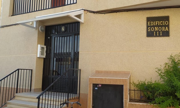 Sale - Apartment / flat -
Torrevieja - La Mata pueblo