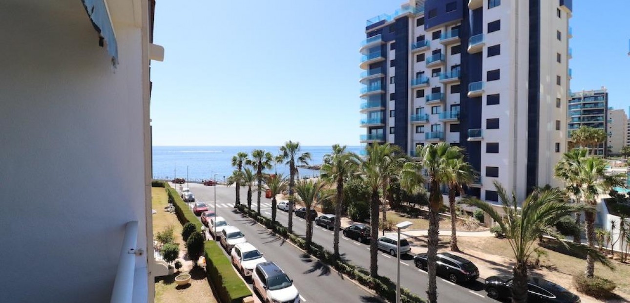 Herverkoop - Appartement / flat -
Torrevieja - Punta prima