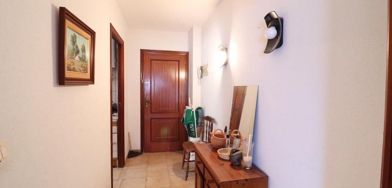 Venta - Apartamento / piso -
Torrevieja - Punta prima