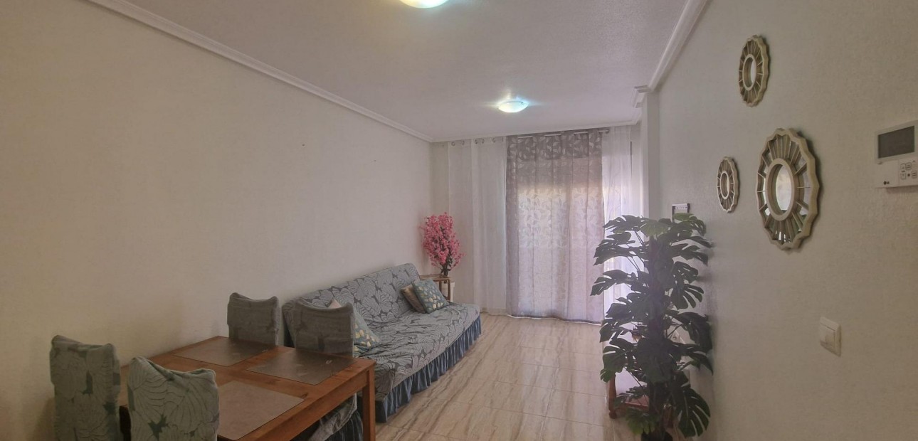 Herverkoop - Penthouse -
Torrevieja - Habaneras