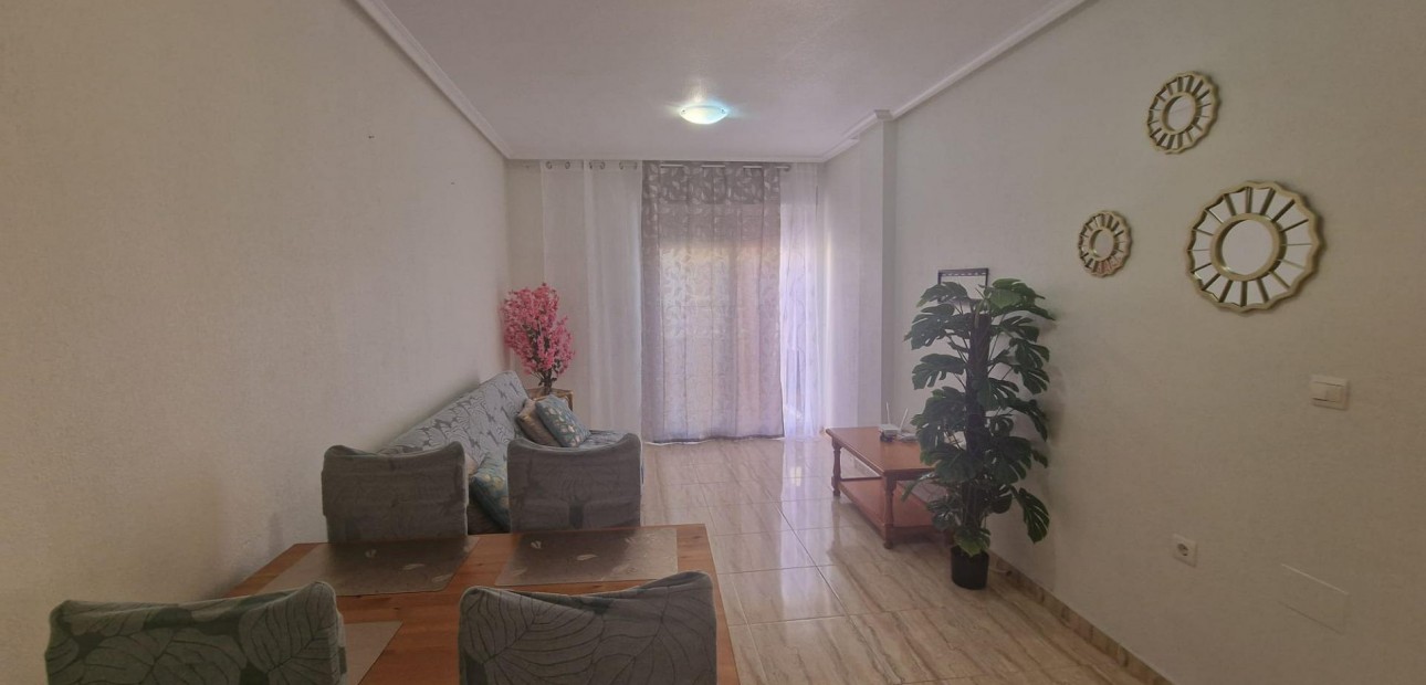 Herverkoop - Penthouse -
Torrevieja - Habaneras