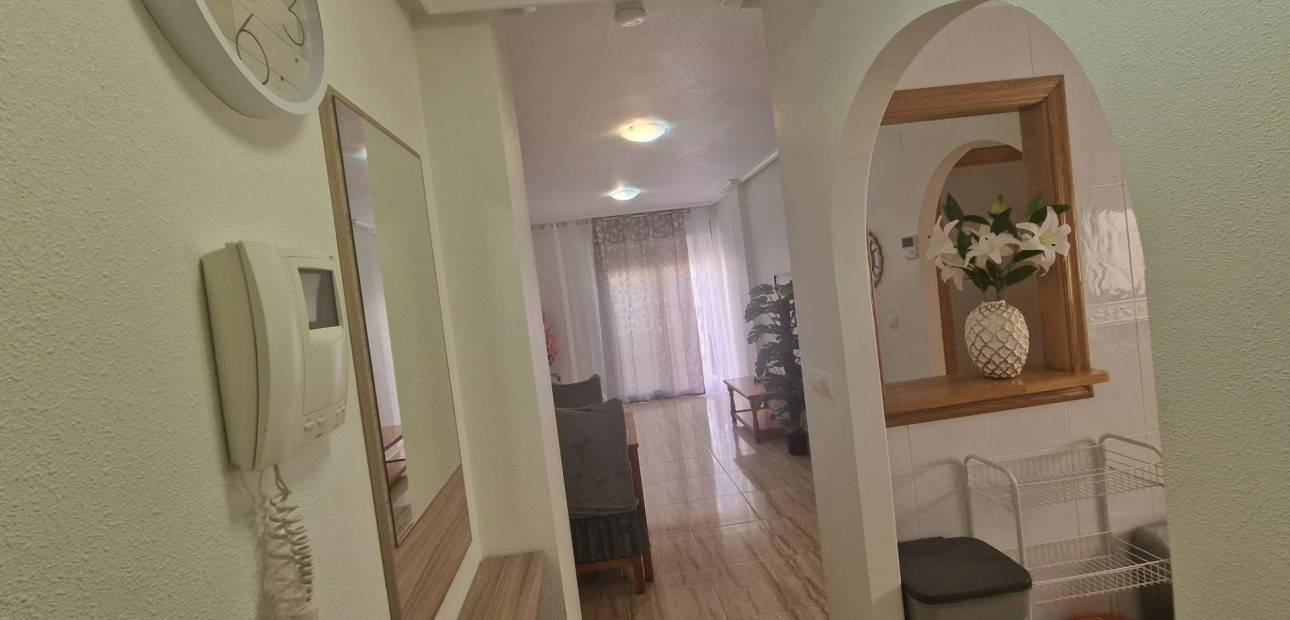 Herverkoop - Penthouse -
Torrevieja - Habaneras