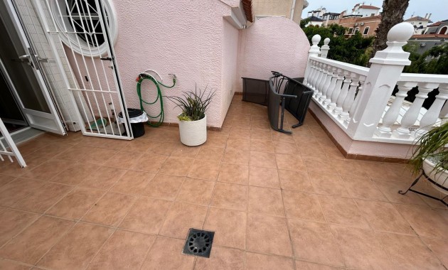 Sale - Terraced house -
Torrevieja - Torreblanca