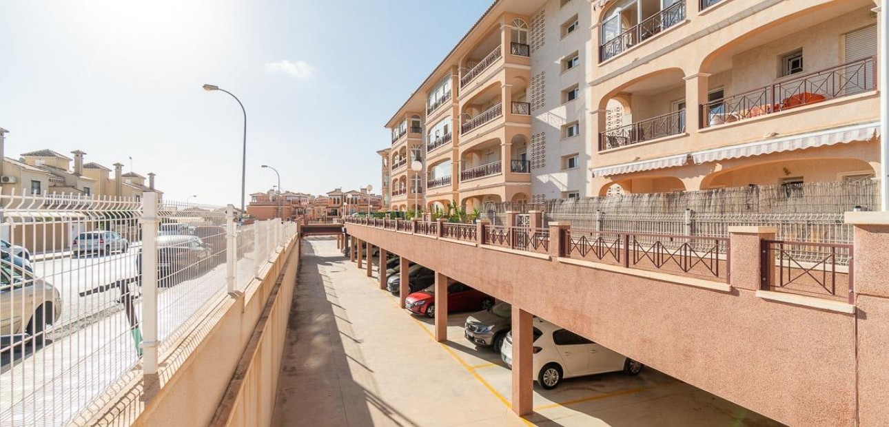 Herverkoop - Ground Floor -
Orihuela Costa - Playa Flamenca