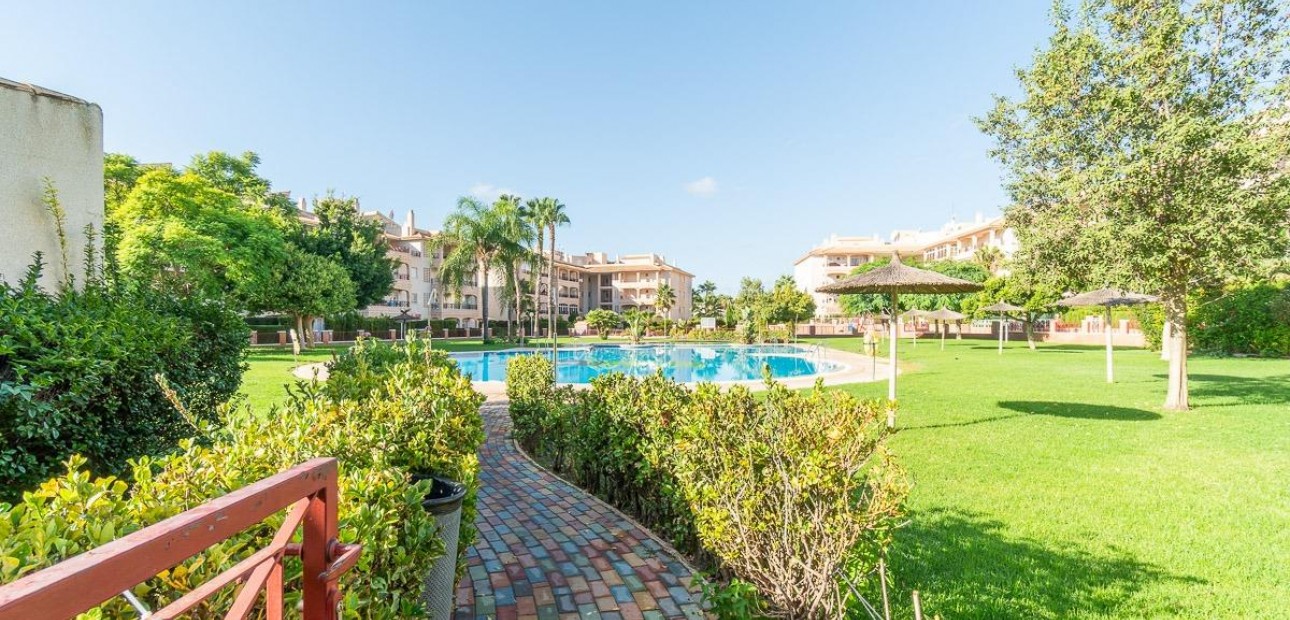 Herverkoop - Ground Floor -
Orihuela Costa - Playa Flamenca