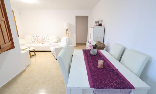 Herverkoop - Bungalow -
Orihuela Costa - Cabo Roig