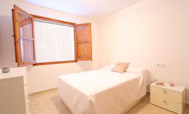 Venta - Bungalow -
Orihuela Costa - Cabo Roig