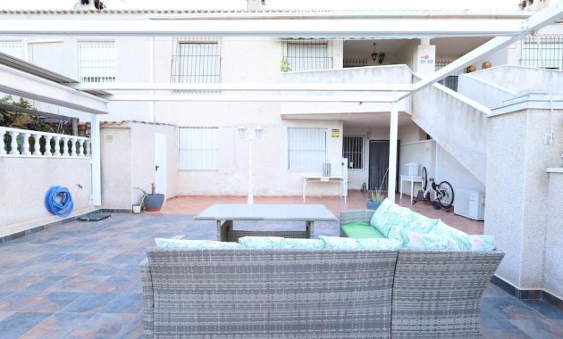 Venta - Bungalow -
Orihuela Costa - Cabo Roig