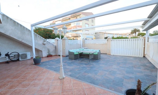 Herverkoop - Bungalow -
Orihuela Costa - Cabo Roig