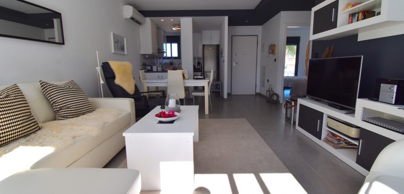 Sale - Apartment / flat -
Orihuela Costa - Lomas de Cabo Roig