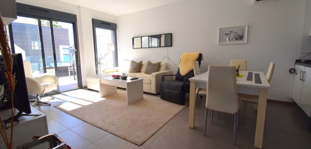 Venta - Apartamento / piso -
Orihuela Costa - Lomas de Cabo Roig