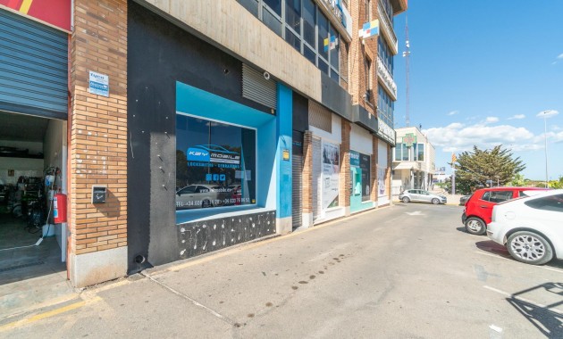 Verhuur - Commercial Unit -
Orihuela Costa - Playa Flamenca