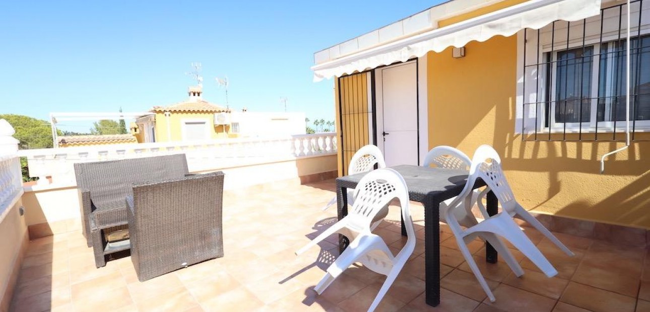 Herverkoop - Terraced house -
Orihuela Costa - Lomas de Cabo Roig