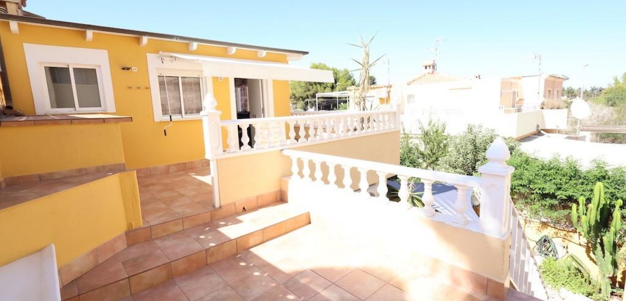 Herverkoop - Terraced house -
Orihuela Costa - Lomas de Cabo Roig