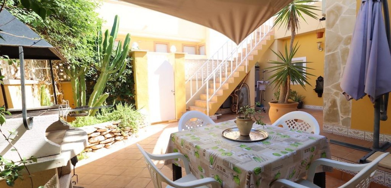 Sale - Terraced house -
Orihuela Costa - Lomas de Cabo Roig