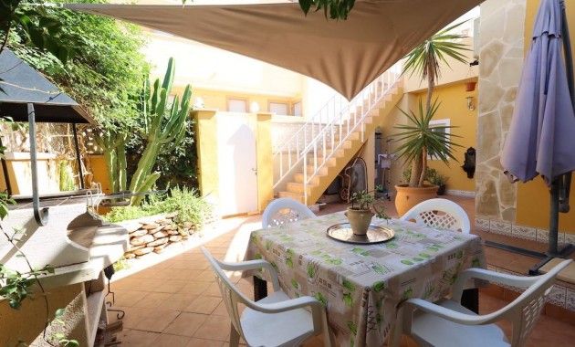 Sale - Terraced house -
Orihuela Costa - Lomas de Cabo Roig