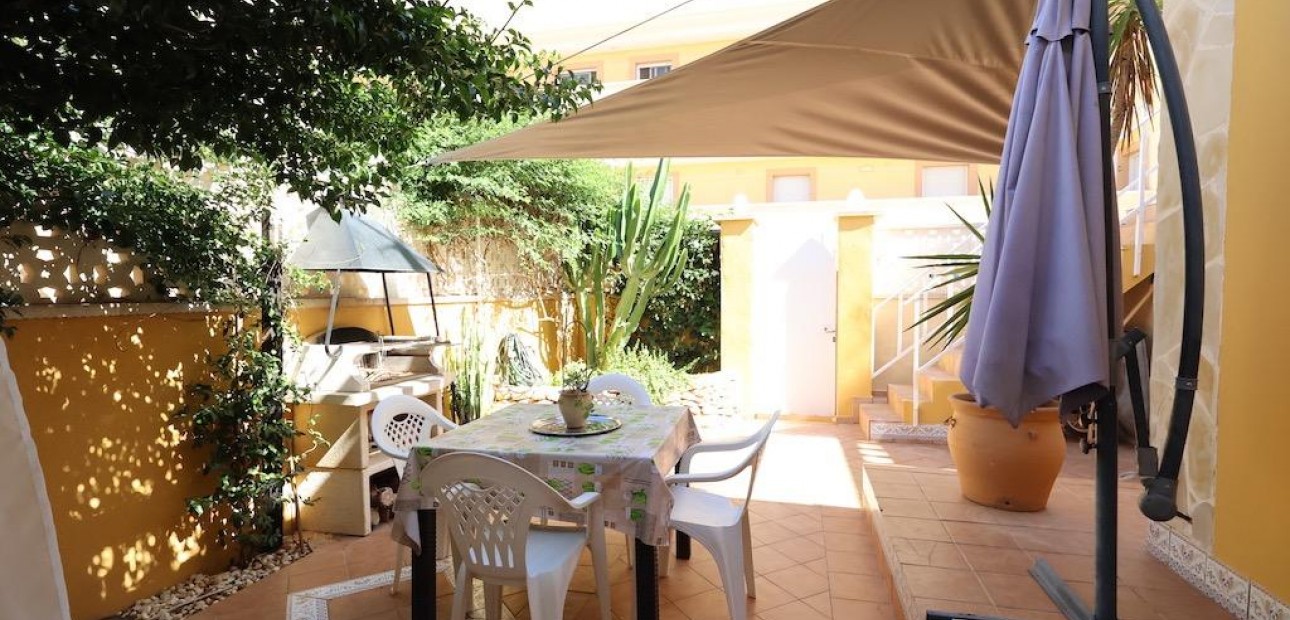 Herverkoop - Terraced house -
Orihuela Costa - Lomas de Cabo Roig