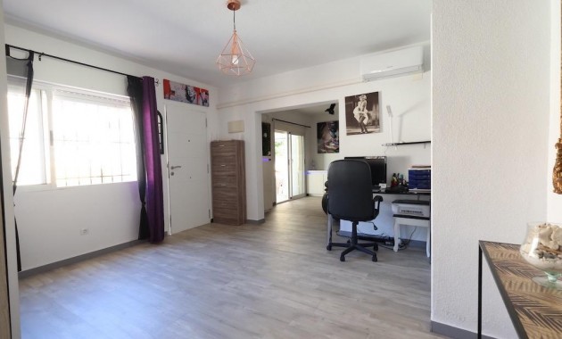 Herverkoop - Terraced house -
Orihuela Costa - Lomas de Cabo Roig