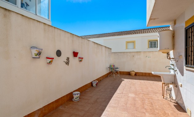 Sale - Apartment / flat -
Orihuela - Entre Naranjos Vistabella