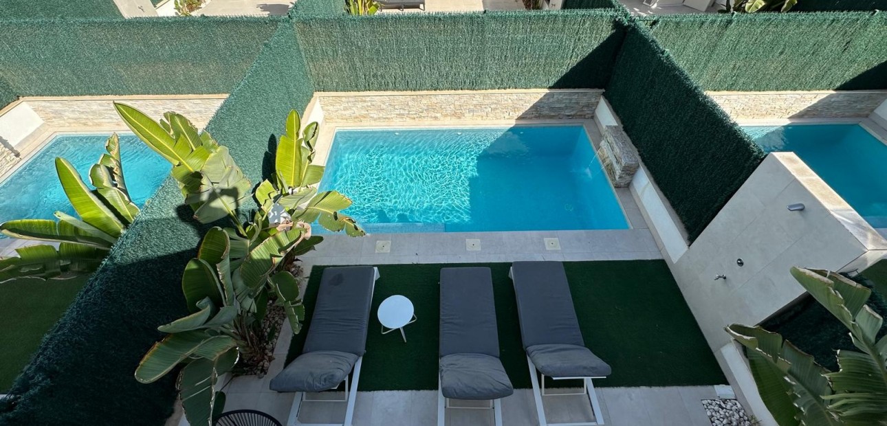 Sale - Villa -
Los Alcazares - Serena Golf