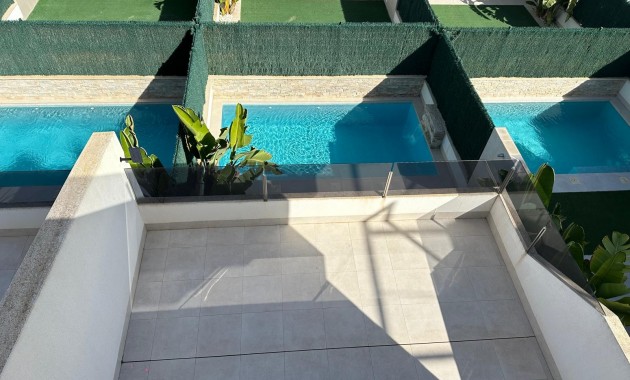 Sale - Villa -
Los Alcazares - Serena Golf