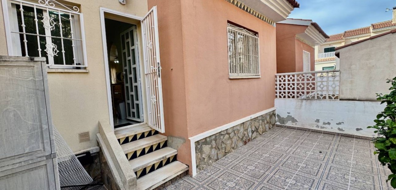 Sale - Townhouse -
Ciudad Quesada - Dona Pepa